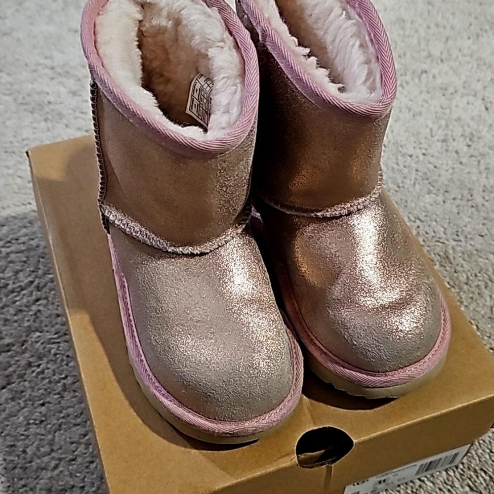Ugg Classic II Metallic Glitter